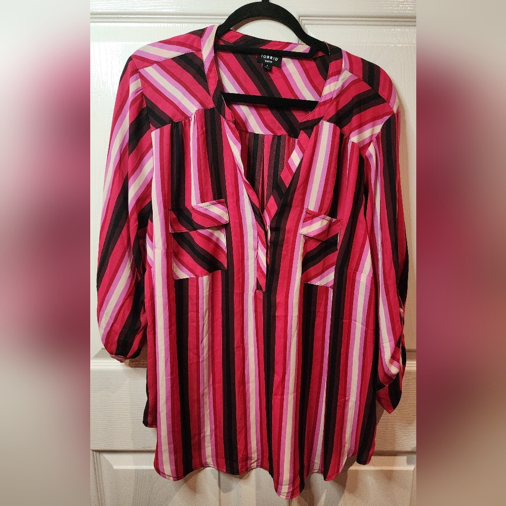 Torrid Striped Pink and Black Women's Top Size 3